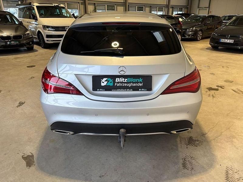 Gebraucht Mercedes CLA180 122 PS (89 kW) 2017 Silber Limousine