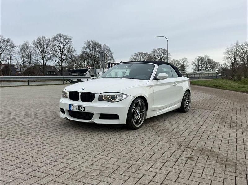 Gebraucht BMW 135 Cabriolet M Performance 306 PS (225 kW) 2011 Weiß Cabrio