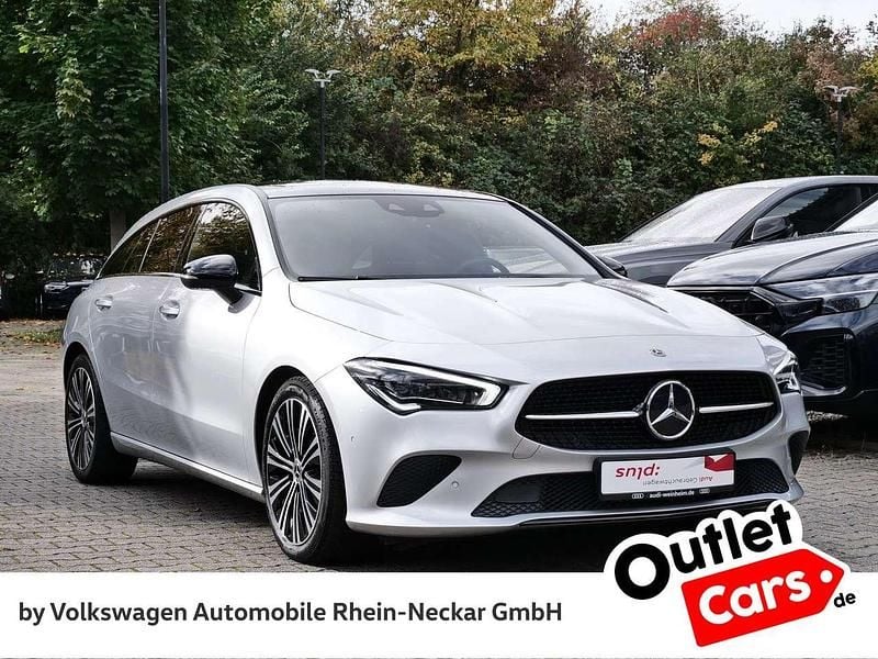 Gebraucht Mercedes 220 190 PS (139 kW) 2023 Iridium silber metallic Kombi
