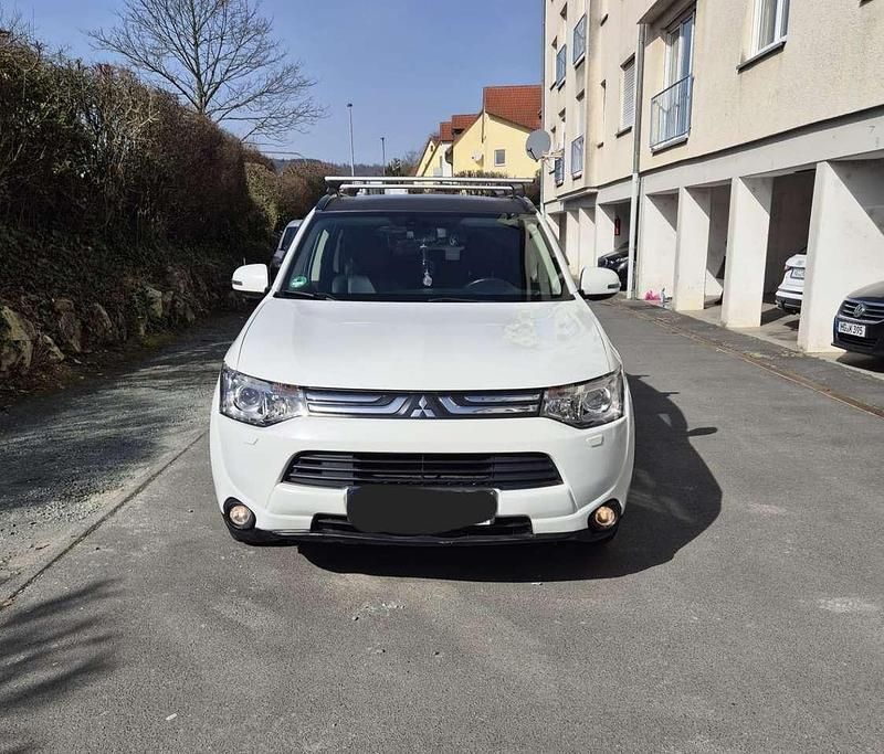 Gebraucht Mitsubishi Outlander 150 PS (110 kW) 2013 Weiß SUV
