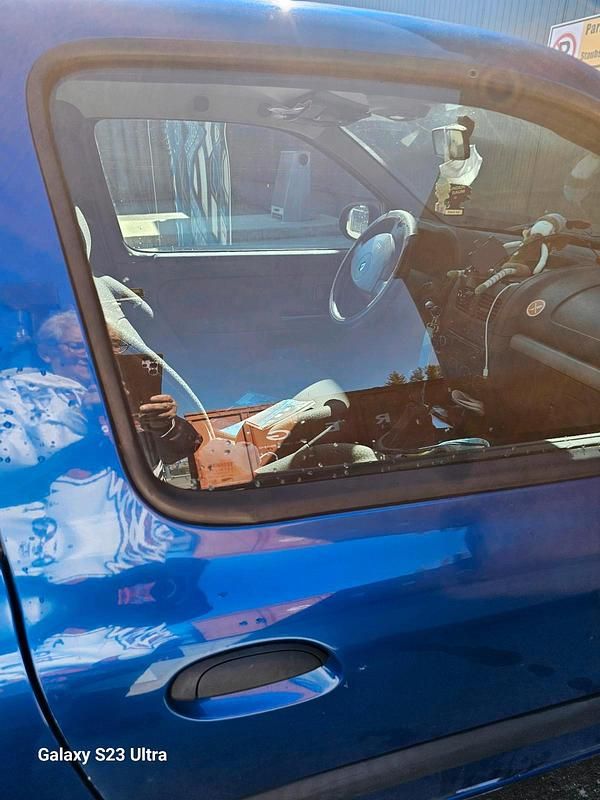 Gebraucht Renault Clio II 2009 Blau Kleinwagen