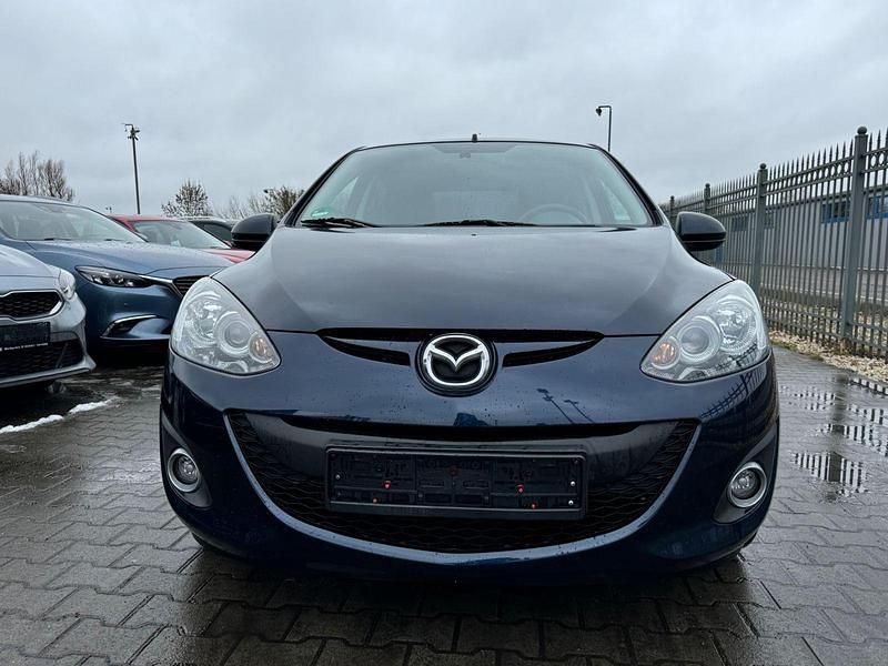 Gebraucht Mazda 2 Inclusive 95 PS (69 kW) 2014 Blau Limousine