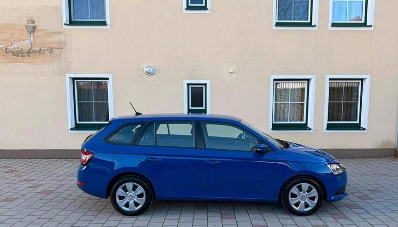 Blau Gebraucht 2021 Skoda Fabia Active Kombi | 9.950 € (Superpreis) - Bild 1/4