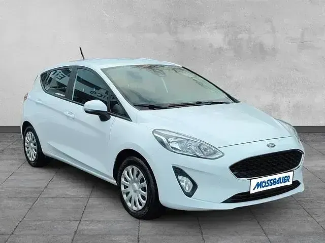 Gebraucht Ford Fiesta Cool & Connect 95 PS (69 kW) 2019 Weiß Limousine