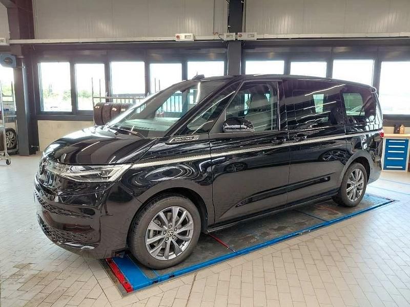 Schwarz Gebraucht 2023 VW T7 Van | 52.890 € (Fairer Preis) - Bild 1/4