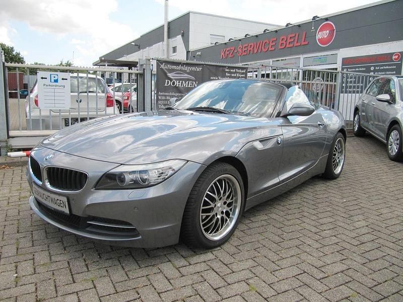 Grau Gebraucht 2011 BMW Z4 Sport Line Cabrio | 15.999 € (Fairer Preis) - Bild 1/4