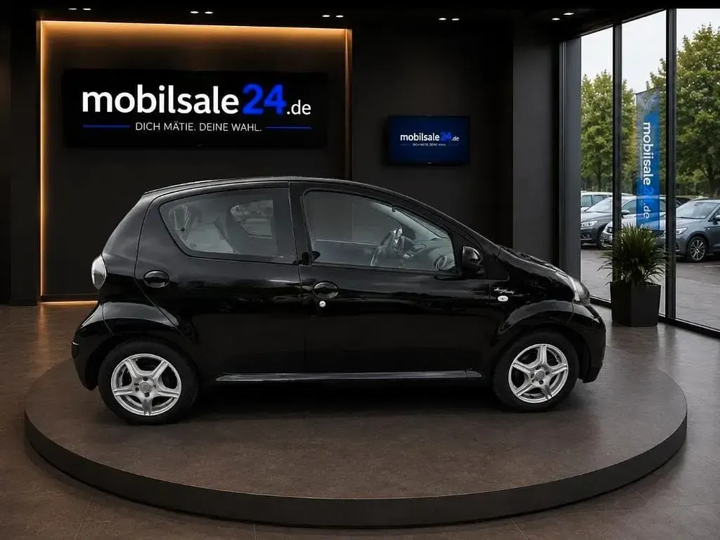 Gebraucht Toyota Aygo Cool 68 PS (50 kW) 2013 Schwarz Kleinwagen