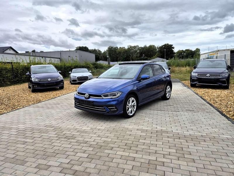 Blau Gebraucht 2023 VW Polo Kleinwagen | 21.499 € (Fairer Preis) - Bild 1/4