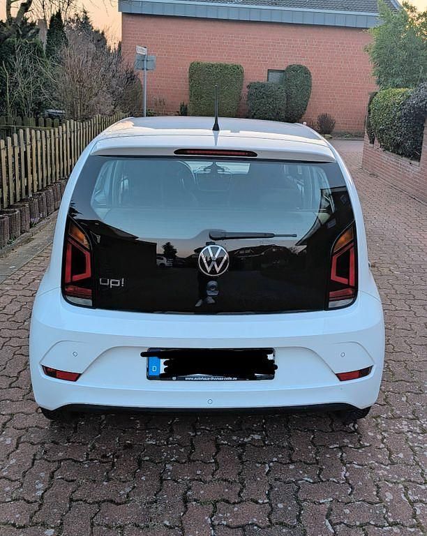 Gebraucht VW up! 65 PS (47 kW) 2021 Weiß Kleinwagen