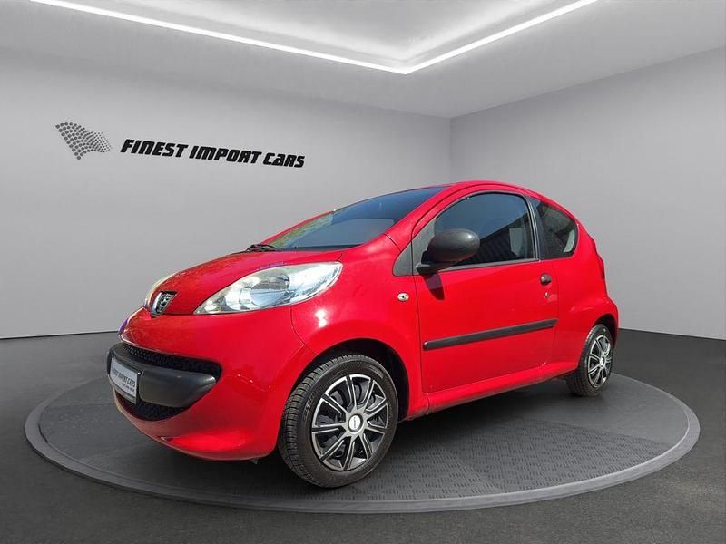Rot Gebraucht 2008 Peugeot 107 Filou Kleinwagen | 2.999 € (Teuer) - Bild 1/4