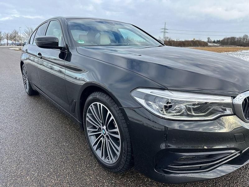 Gebraucht BMW 530 Shadowline 265 PS (194 kW) 2019 Schwarz Limousine