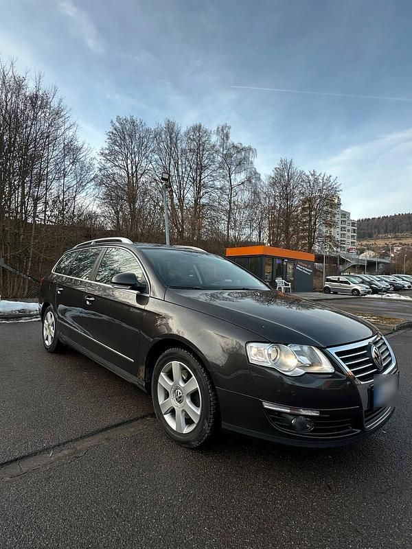 Gebraucht VW Passat 140 PS (102 kW) 2007 Andere farben Kombi