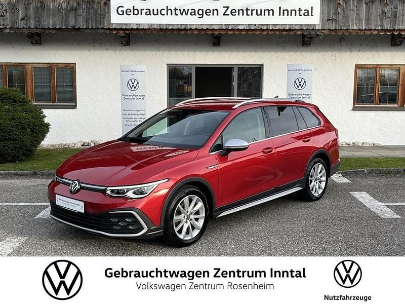 Kings red (rot) Gebraucht 2021 VW Golf Alltrack Kombi | 20.490 € (Guter Preis) - Bild 1/4