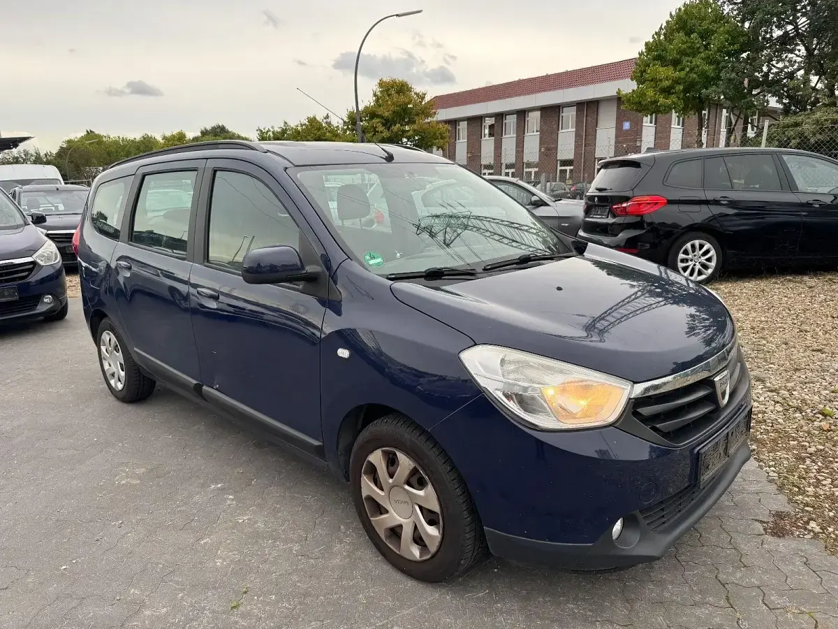 Gebraucht Dacia Lodgy Lauréate 83 PS (61 kW) 2013 Blau Van / Kleinbus