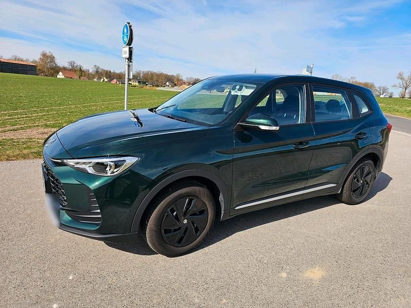Używany MG ZS 116 KM (85 kW) 2025 Zielony SUV
