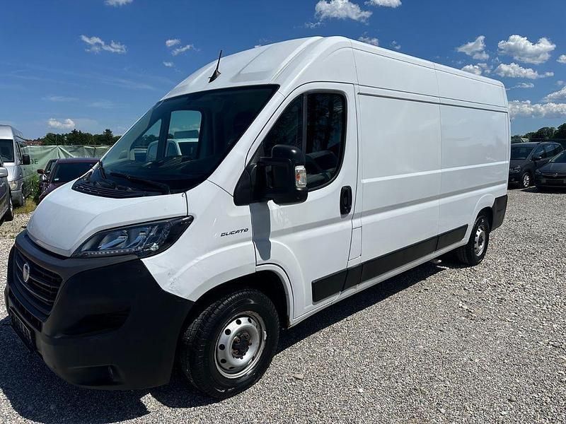 Weiß Gebraucht 2021 Fiat Ducato Van | 10.499 € (Teuer) - Bild 1/4
