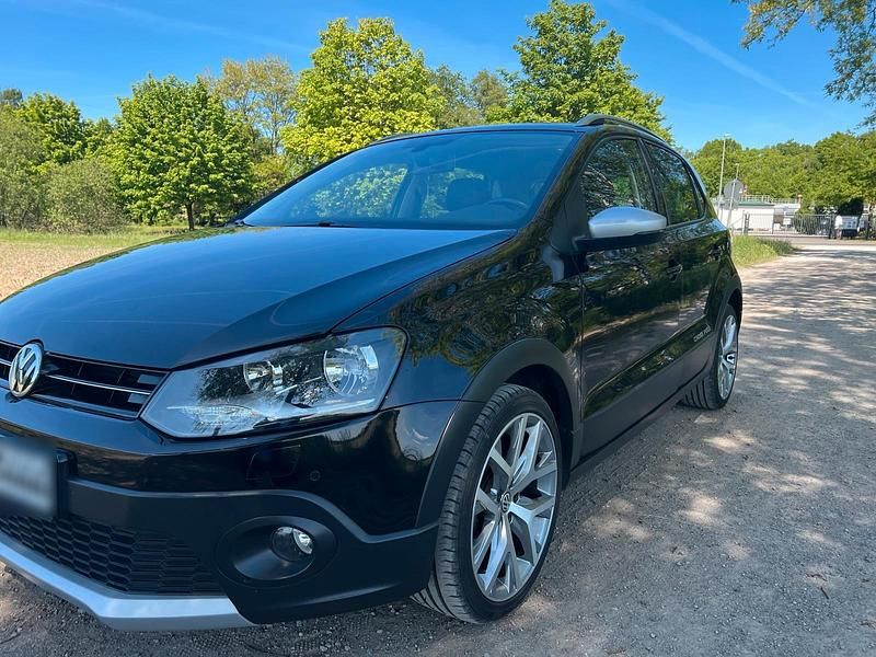 Gebraucht VW Polo Cross 90 PS (66 kW) 2016 Schwarz Kleinwagen