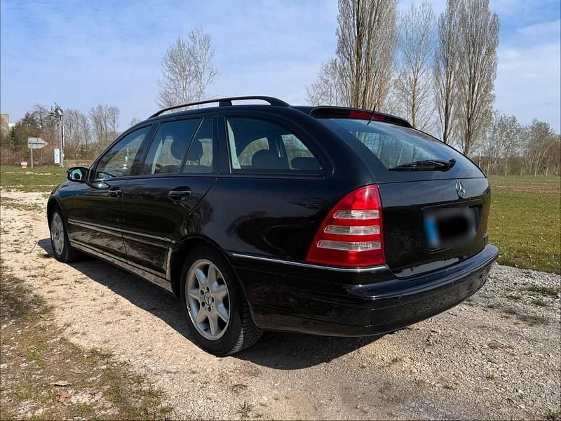 Gebraucht Mercedes C240 170 PS (125 kW) 2001 Schwarz Kombi