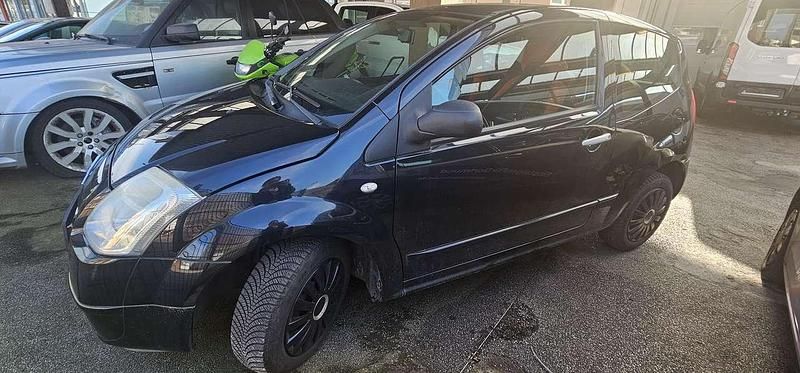 Gebraucht Citroën C2 Advance 60 PS (44 kW) 2006 Schwarz Kleinwagen