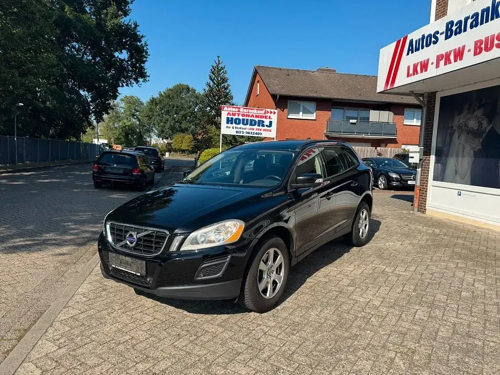 Gebraucht Volvo XC60 Kinetic 163 PS (119 kW) 2011 Schwarz SUV