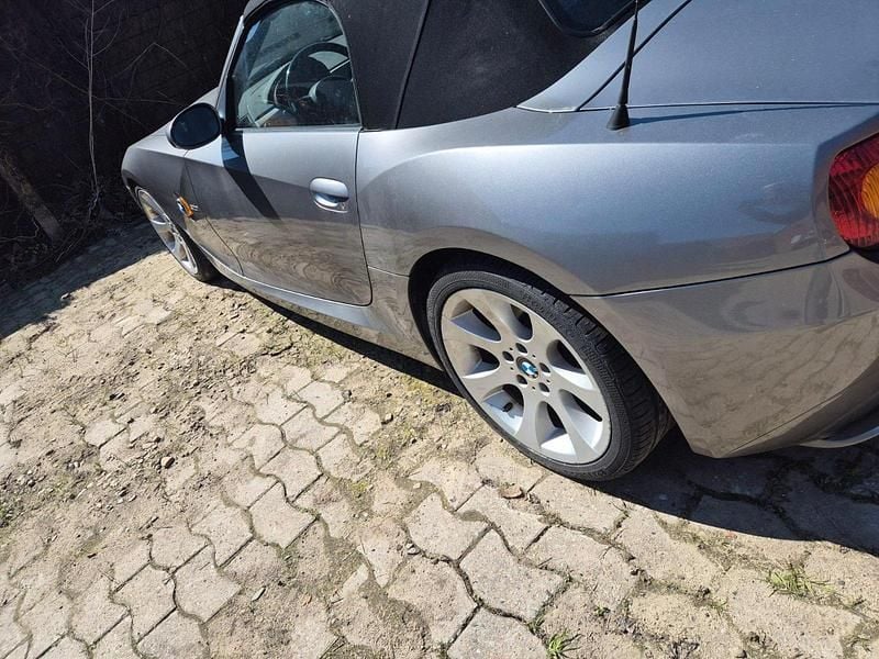 Usata BMW Z4 231 CV (169 kW) 2003 Argento Cabrio