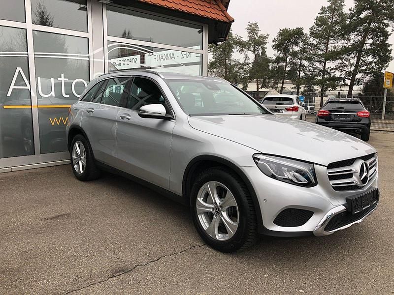 Gebraucht Mercedes GLC220 170 PS (125 kW) 2018 Silber SUV