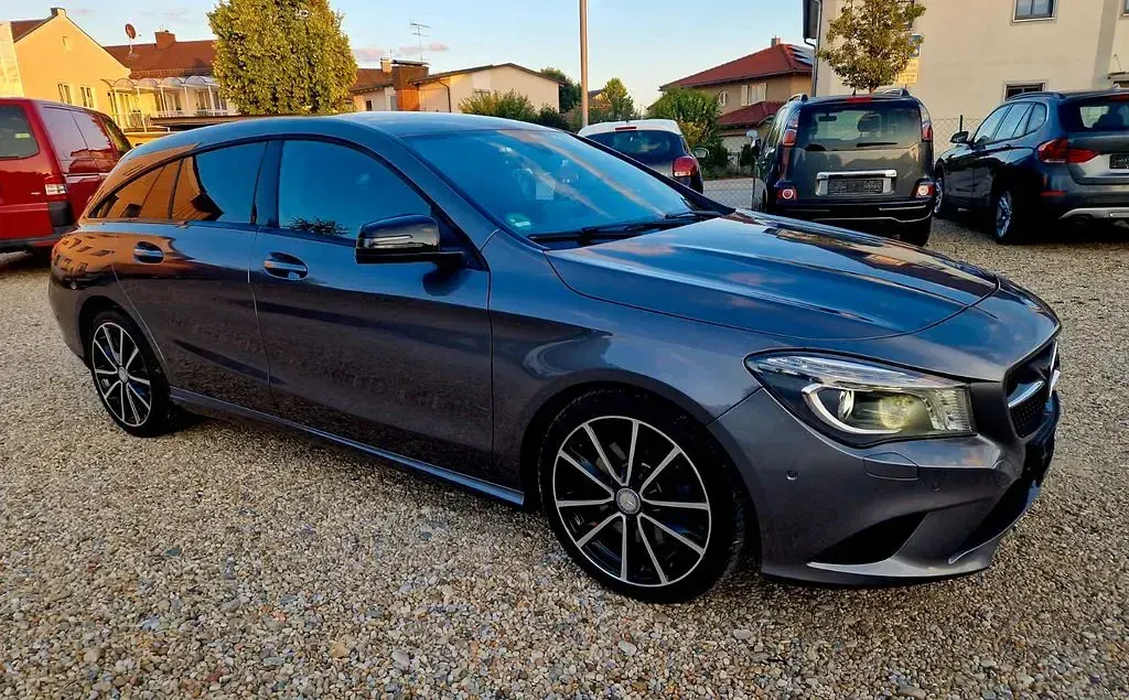 Gebraucht Mercedes CLA250 211 PS (155 kW) 2015 Grau Coupé