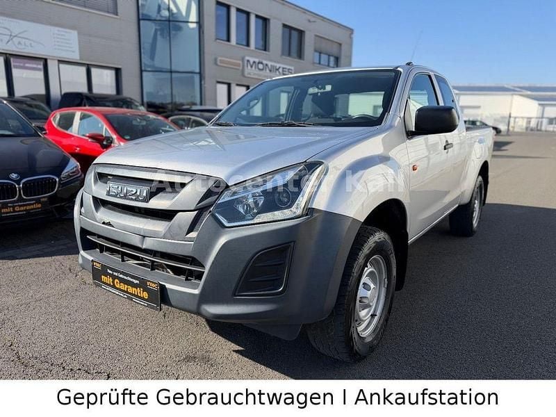 Second-hand Isuzu D-Max 163 CP (119 kW) 2019 Argintiu SUV