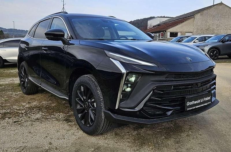 Neu DFSK Forthing 5 163 PS (119 kW) 2025 Panther/tourblack SUV