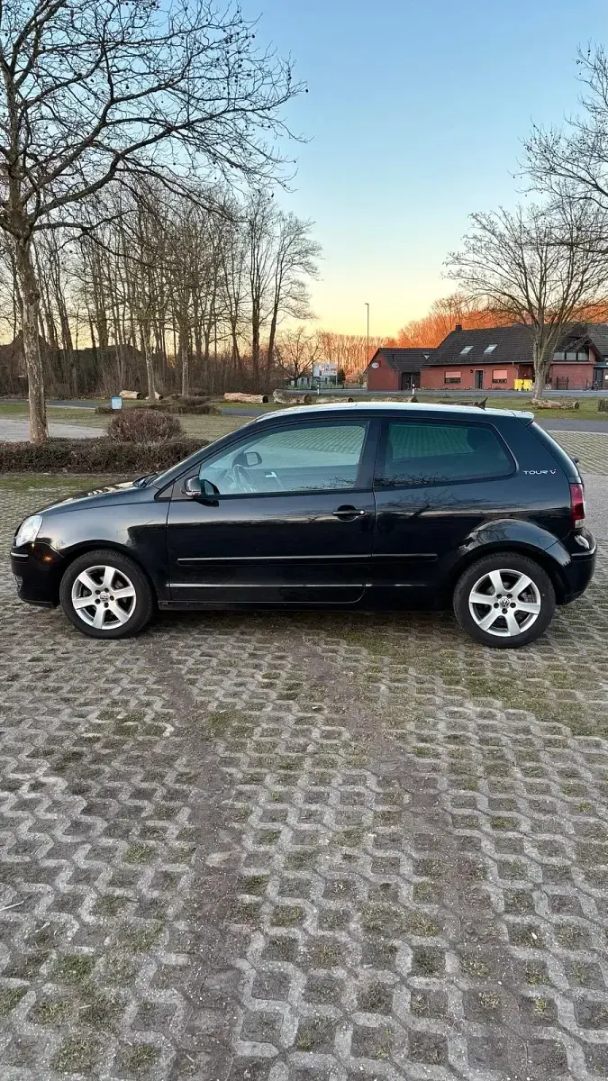 Gebraucht VW Polo 80 PS (58 kW) 2007 Schwarz Kleinwagen