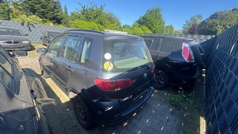 Gebraucht Mazda 2 Exclusive 80 PS (58 kW) 2003 Grau Limousine