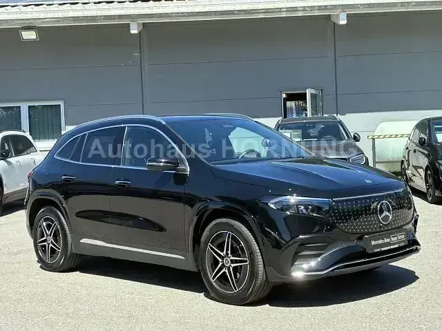 Gebraucht Mercedes EQA300 AMG 167 kW (228 PS) 2025 Schwarz SUV