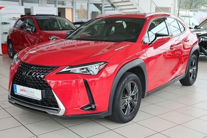 Rot Gebraucht 2019 Lexus UX 250h SUV | 20.499 € (Fairer Preis) - Bild 1/4