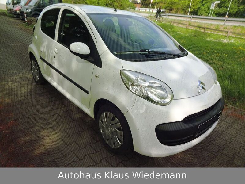 Weiß Gebraucht 2008 Citroën C1 Style Kleinwagen | 1.599 € (Fairer Preis) - Bild 1/4