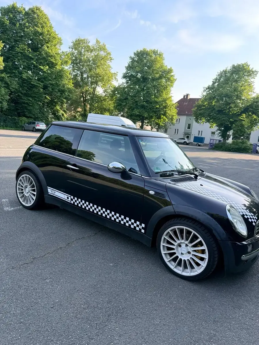 Gebraucht Mini ONE 125 PS (91 kW) 2003 Schwarz Kleinwagen