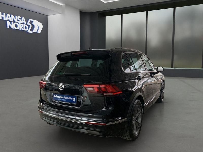 Gebraucht VW Tiguan Join 150 PS (110 kW) 2019 Schwarz / deep black (metallic) SUV
