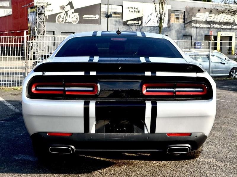 Gebraucht Dodge Challenger 309 PS (227 kW) 2021 Silber Coupé