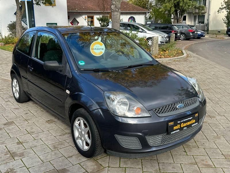 Gebraucht Ford Fiesta Style 60 PS (44 kW) 2008 Grau Kleinwagen