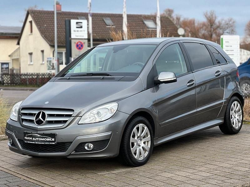 Gebraucht Mercedes 170 116 PS (85 kW) 2009 Grau Kleinwagen