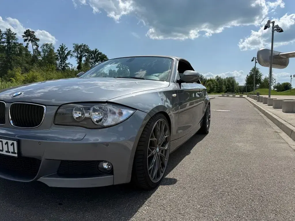 Gebraucht BMW 120 Cabriolet Performance 170 PS (125 kW) 2009 Grau Cabrio
