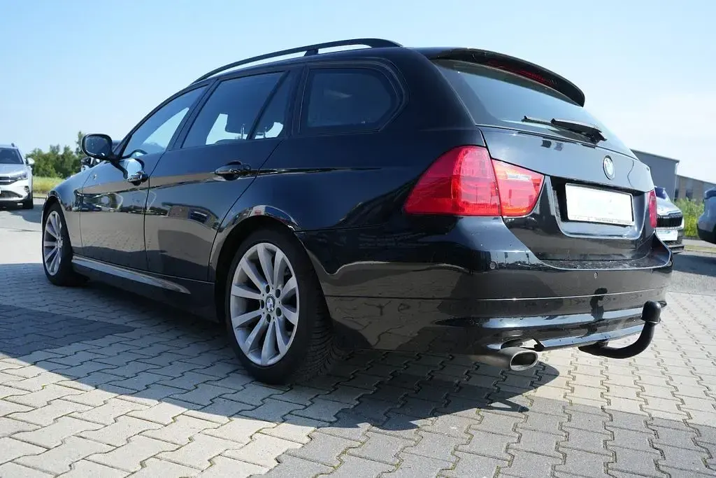 Gebraucht BMW 320 M Sport 177 PS (130 kW) 2009 Schwarz Kombi