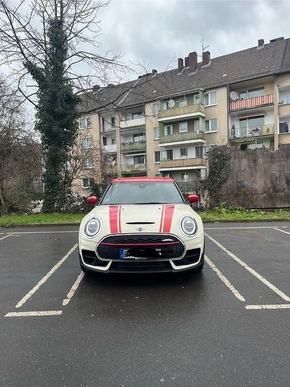 Weiß Gebraucht 2020 Mini John Cooper Works Clubman Essential Kombi | 22.998 € - Bild 1/4