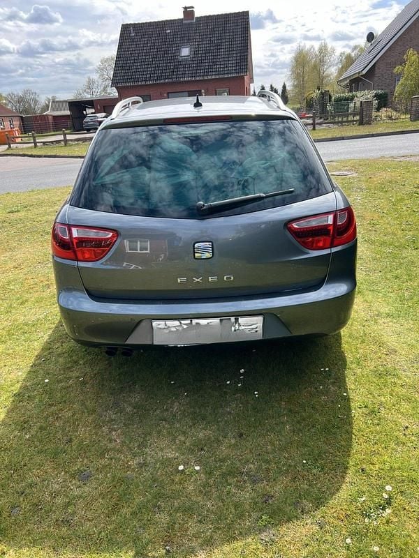 Gebraucht Seat Exeo Style 143 PS (105 kW) 2012 Grau Kombi