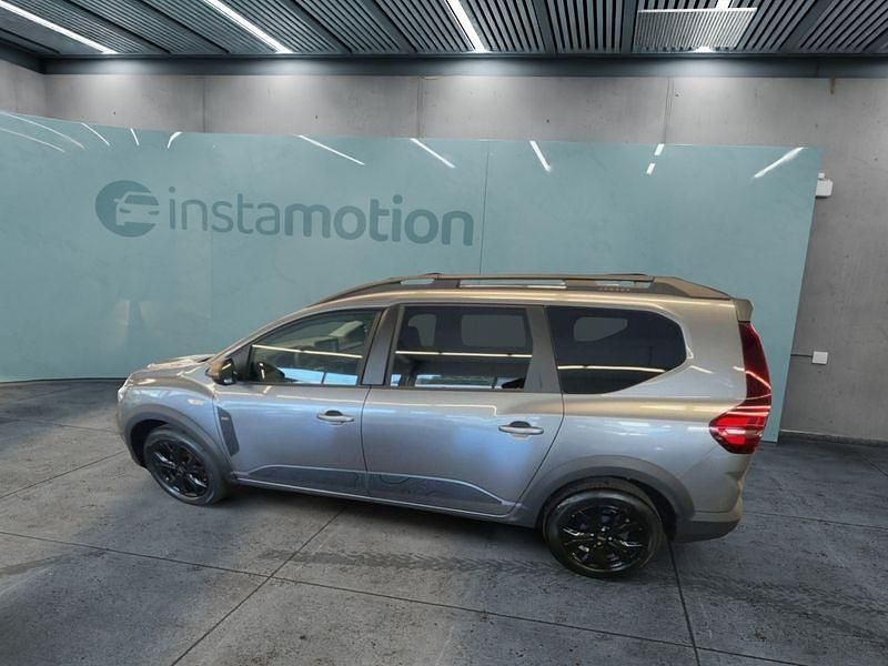 Grau Neu 2025 Dacia Jogger Van / Kleinbus | 23.649 € (Etwas zu teuer) - Bild 1/4
