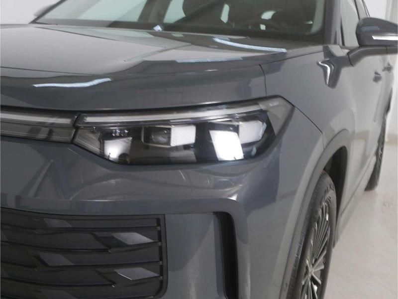 Gebraucht VW Tayron Life 193 PS (141 kW) 2025 Grau SUV