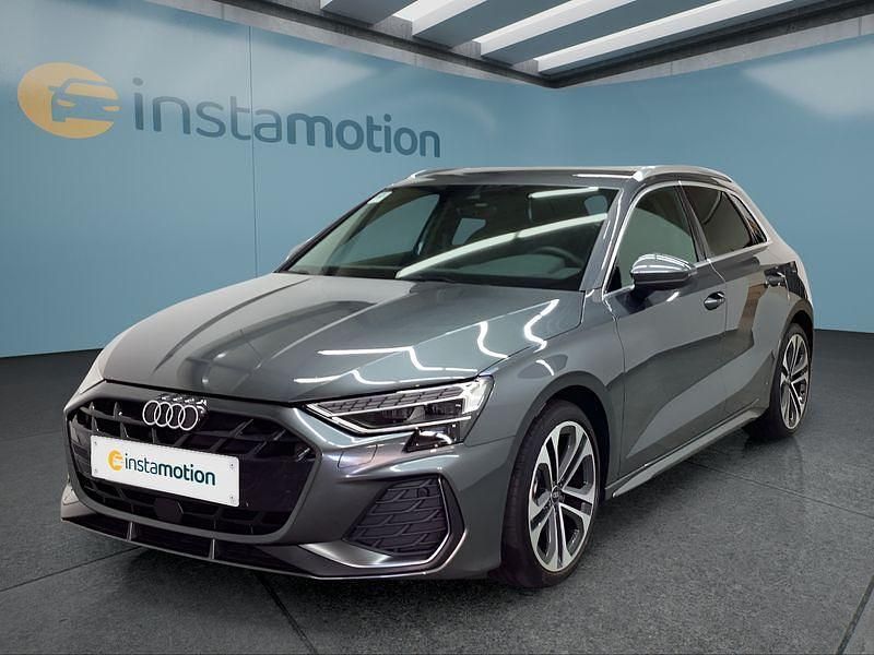 Grau Gebraucht 2024 Audi A3 Sportback Kleinwagen | 38.949 € - Bild 1/4
