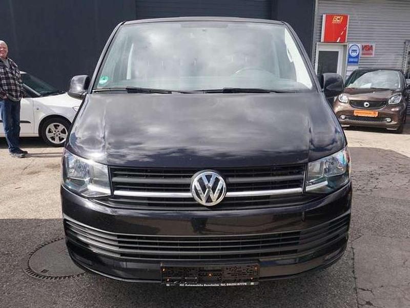 Gebraucht VW Transporter 150 PS (110 kW) 2019 Deep black perleffekt Van