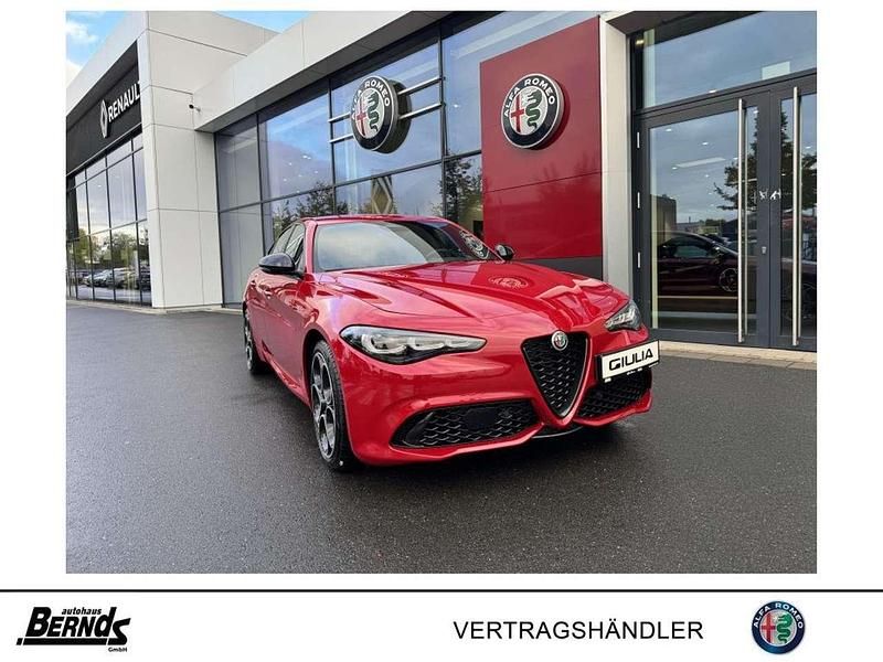 Rosso alfa Neu 2025 Alfa Romeo Giulia Veloce Limousine | 53.985 € (Fairer Preis) - Bild 1/2