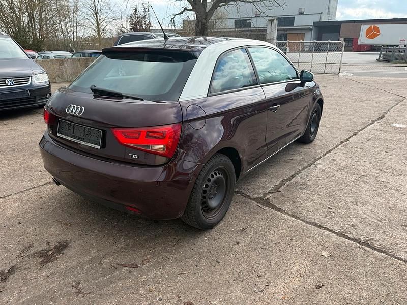 Gebraucht Audi A1 105 PS (77 kW) 2011 Violet Kleinwagen