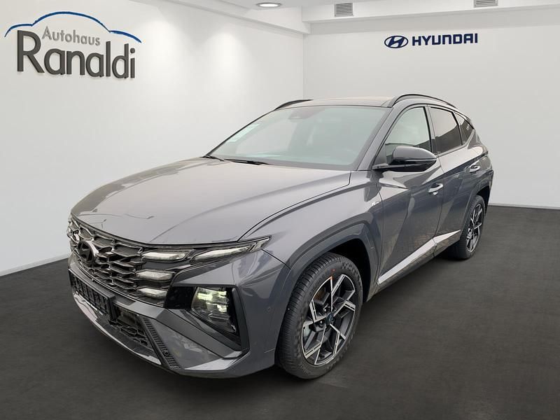 Grau Neu 2025 Hyundai Tucson N Line SUV | 41.790 € (Teuer) - Bild 1/4